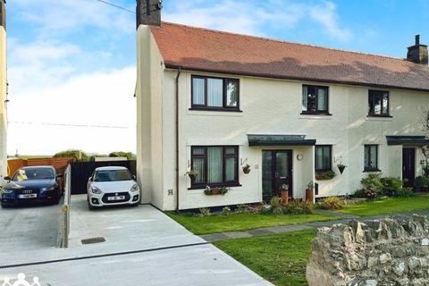 2 bedroom semi-detached house for sale, Minffordd Road, Caergeiliog