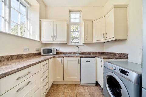 1 bedroom apartment for sale, Hindhead Road, Hindhead