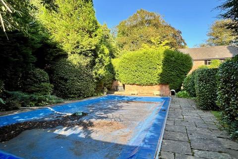 30 Hartopp Road, Sutton Coldfield, B74 2QY