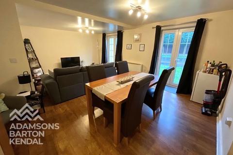 2 bedroom apartment to rent, Dell Road, Shawclough, Rochdale OL12 6AZ