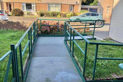 8 Gelli Dawel, Neath, SA10 7PW