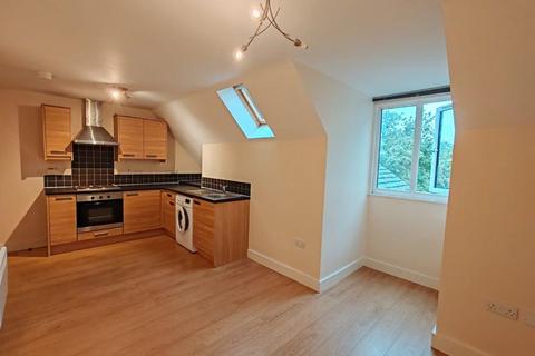 1 bedroom flat to rent, 1 Briarfield Gardens, Huddersfield