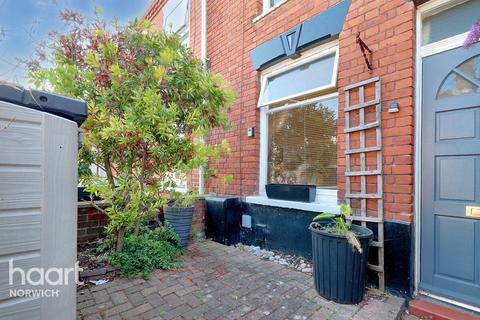 3 bedroom terraced house for sale, Spencer Street, Norwich