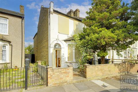 3 bedroom semi-detached house for sale, Beaconsfield Road, Enfield