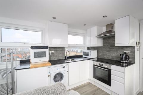 1 bedroom apartment for sale, Churchfield Road, Walton-On-Thames