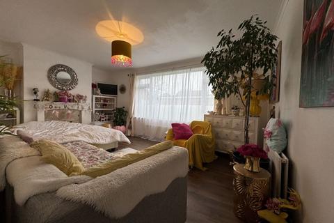 undefined, Avon Drive, Northmoor, Wareham
