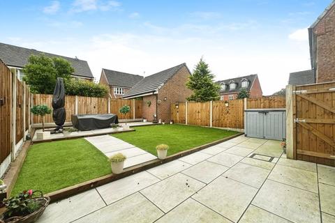 3 bedroom semi-detached house for sale, Nithe Walk, Bury