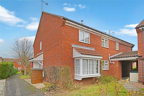 2 bedroom terraced house to rent, Aylesbury HP21