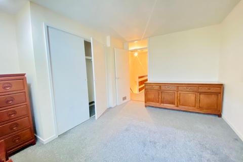 2 bedroom property to rent, Alpine Close, Chichester Road, Croydon, Surrey