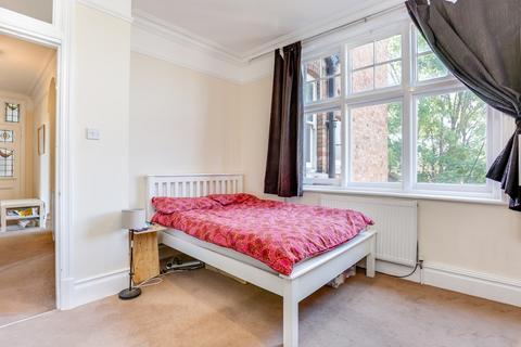 3 bedroom flat to rent, Uxbridge Road, London