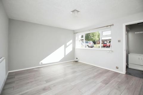 2 bedroom flat for sale, Poplars Close, Leicester, LE6