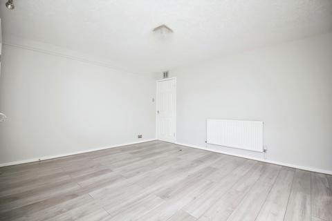 2 bedroom flat for sale, Poplars Close, Leicester, LE6