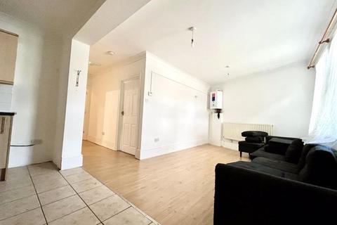 1 bedroom property to rent, Katherine Road, London E7