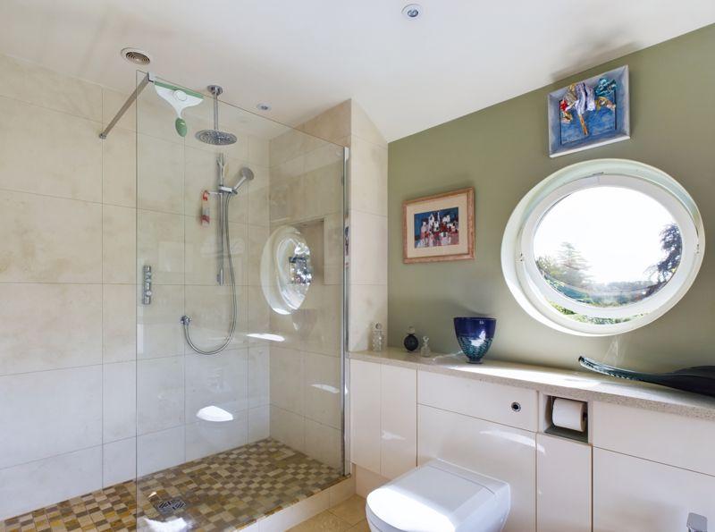 Ensuite shower room