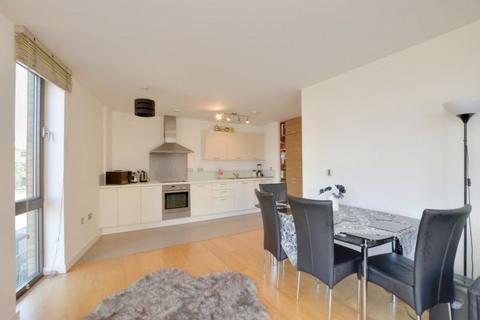 2 bedroom flat to rent, Woolwich Road, London SE10