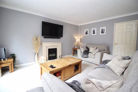 18 Firs Drive, Hedge End, Southampton, SO30 4QL