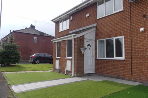 3 Vine Close, Shaw, Oldham, OL2 7TG