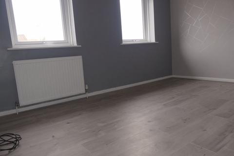 3 Vine Close, Shaw, Oldham, OL2 7TG