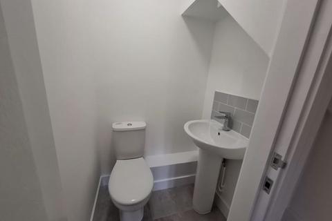 33 Barnfield Close, Bootle, L30 3UA