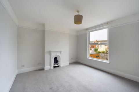 55 Linden Road, Gloucester, GL1 5HB