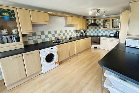 3 bedroom end of terrace house for sale, Austin Crescent, Plymouth, PL6