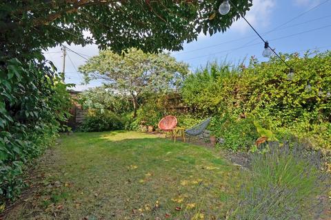 1 Mitchell Hill Terrace, Truro, TR1 1HY
