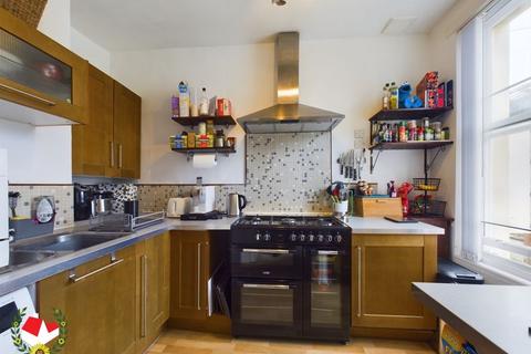Flat 3, 7 Spa Road, Gloucester, GL1 1UY