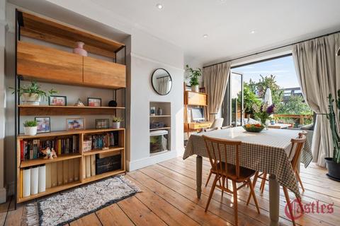 4 bedroom terraced house for sale, Lightfoot Road, N8