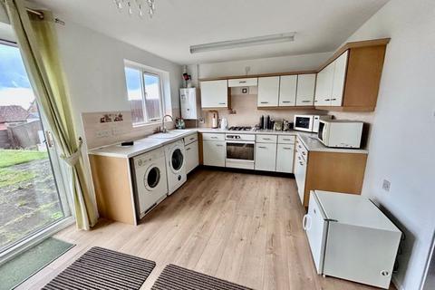 8 Double View, Cinderford, GL14 2DD