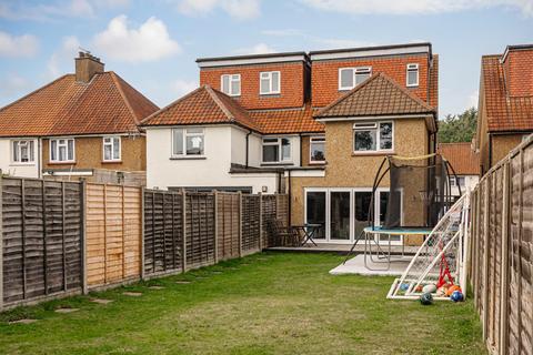 48 Taylor Road, Ashtead, KT21 2HY