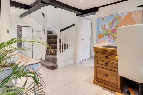 3 bedroom character property for sale, 67 Cheapside Road, Ascot SL5