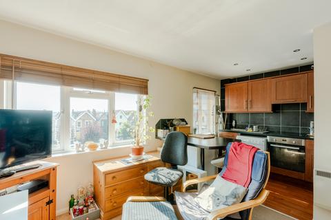 2 bedroom flat for sale, Colston Court, Bristol BS7