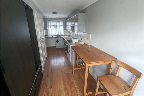 2 bedroom house to rent, Redwing Path, London SE28