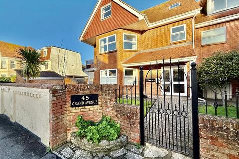 2 bedroom apartment for sale, Grand Avenue, Southbourne, Bournemouth