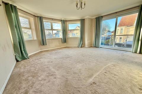 2 bedroom apartment for sale, Grand Avenue, Southbourne, Bournemouth