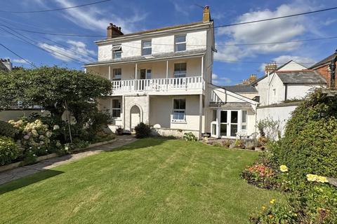 4 bedroom end of terrace house for sale, York Street, Sidmouth