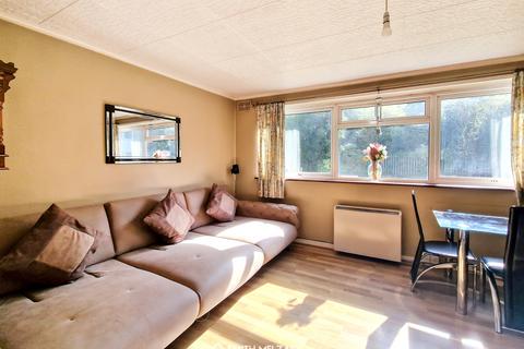 11 Rayners Close, Wembley, HA0 2JU