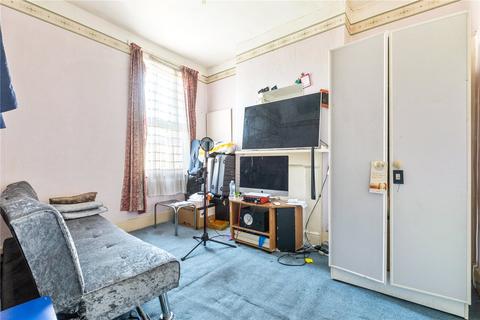 3 bedroom terraced house for sale, Kemerton Road, London, SE5