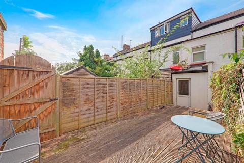 2 bedroom end of terrace house for sale, Knighton Park Road, London