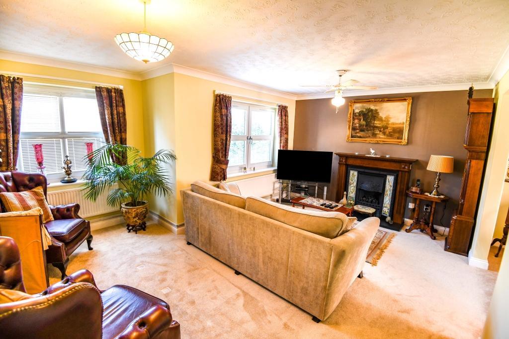 Sleights Drive, Walsoken, Wisbech... 3 bed detached house for sale £