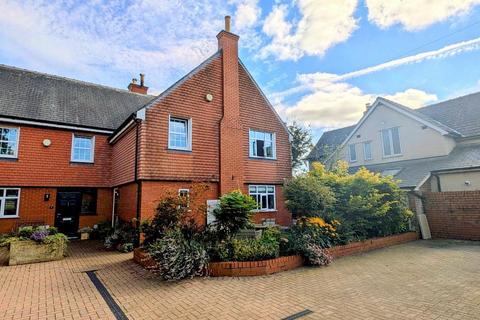 3 bedroom end of terrace house for sale, The Orchard, Ribblesdale Avenue, Clitheroe, BB7 2HZ