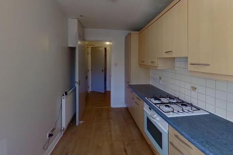 2 bedroom flat to rent, High Riggs, Edinburgh, EH3