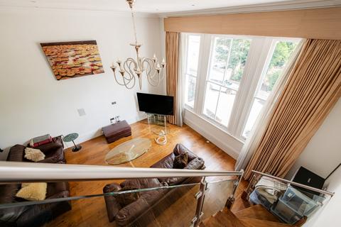 2 bedroom apartment for sale, Princes Square