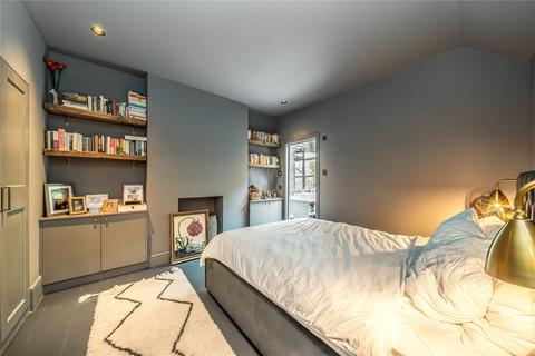 3 bedroom terraced house for sale, Harmood Street, London NW1