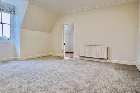 2 bedroom flat to rent, Merchiston Avenue, Merchiston, Edinburgh, EH10