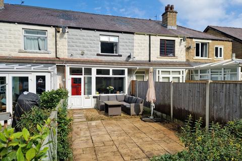 2 bedroom terraced house for sale, Aire View Avenue, Bingley, BD16