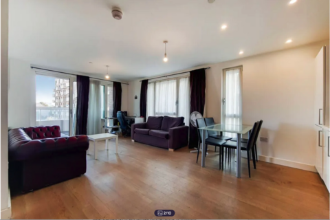 3 bedroom flat to rent, Jefferson Plaza, London E3