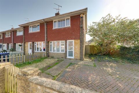 2 bedroom end of terrace house to rent, Centrecourt Road, Worthing, BN14