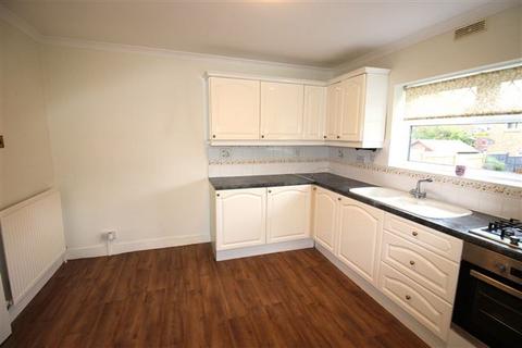 3 bedroom semi-detached house to rent, Glenholme Way, Sheffield, S13 8PY