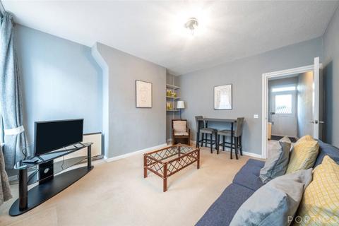 2 bedroom apartment for sale, Vicarage Crescent, London